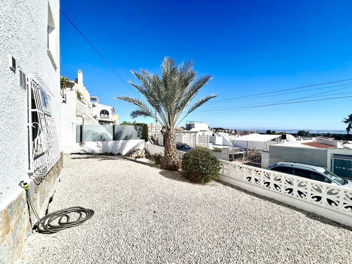 Image No.37-2 Bed Villa for sale