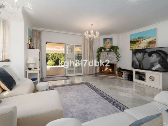 Image No.11-4 Bed Villa for sale