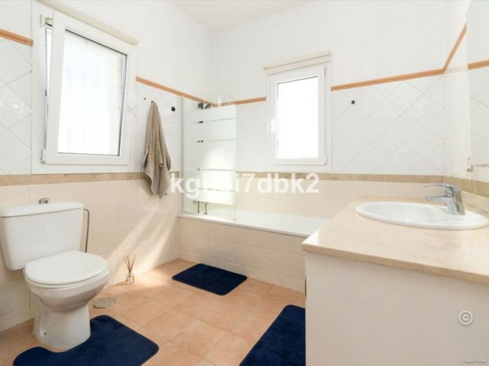 Image No.27-4 Bed Villa for sale
