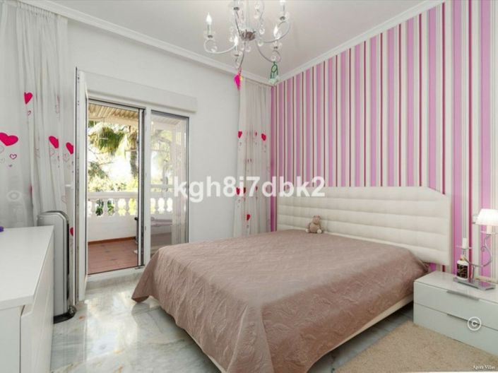 Image No.28-4 Bed Villa for sale