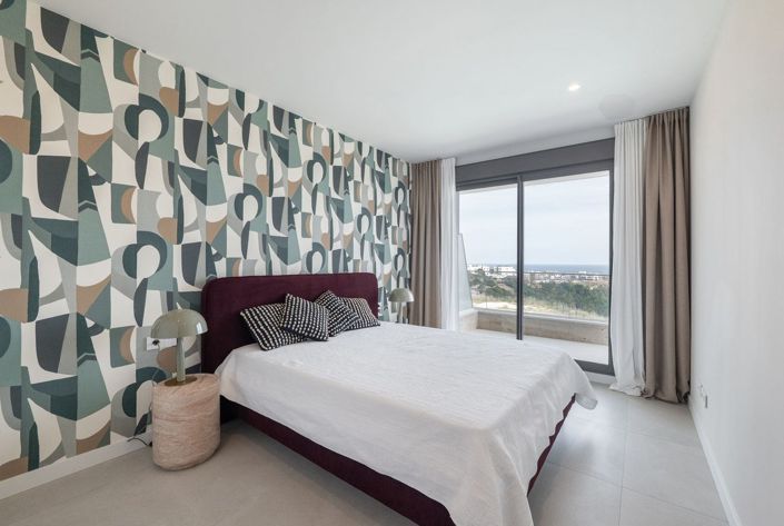 Image No.4-2 Bed Property for sale