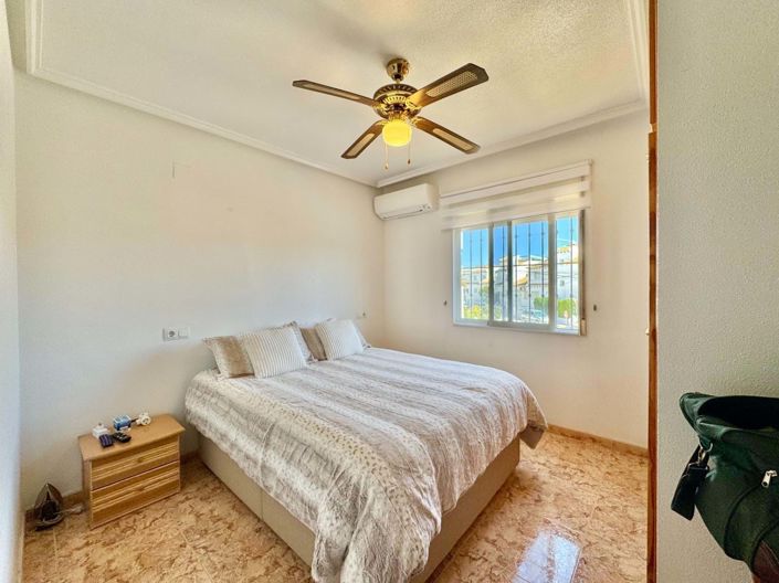 Image No.4-3 Bed Townhouse for sale