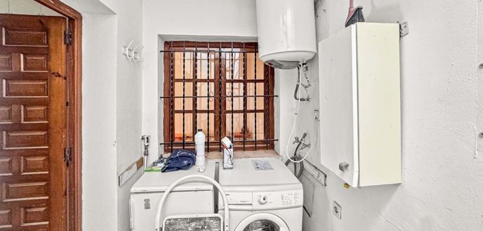Image No.23-2 Bed Bungalow for sale