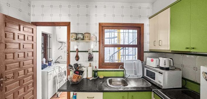 Image No.9-2 Bed Bungalow for sale