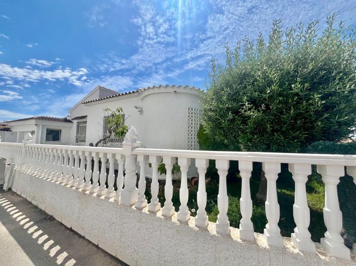 Image No.16-3 Bed Villa for sale