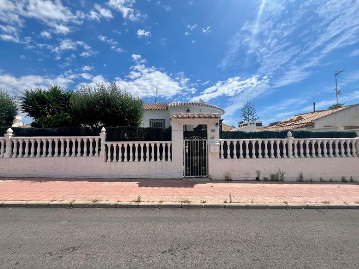 Image No.19-3 Bed Villa for sale