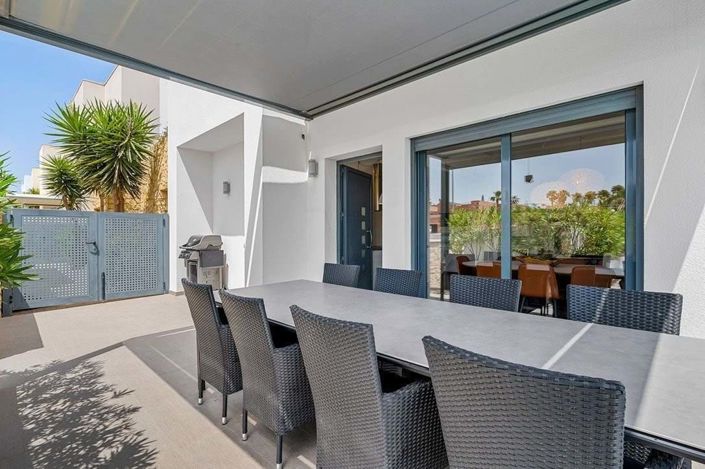 Image No.24-3 Bed Villa for sale