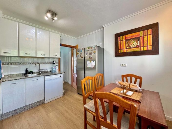 Image No.27-3 Bed Townhouse for sale