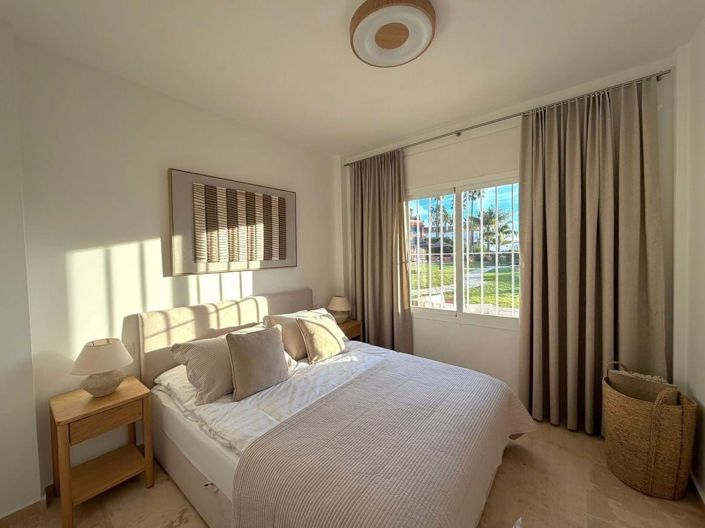 Image No.8-Appartement de 2 chambres à vendre à Estepona