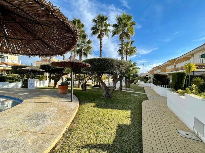 Image No.33-3 Bed Townhouse for sale