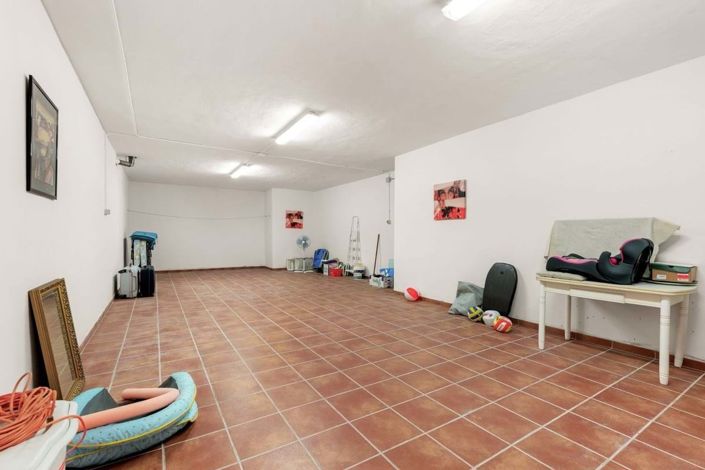 Image No.18-2 Bed Apartment for sale