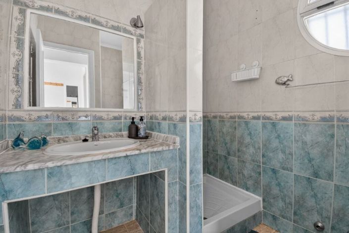 Image No.19-4 Bed Villa for sale