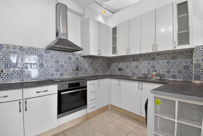 Image No.6-4 Bed Villa for sale