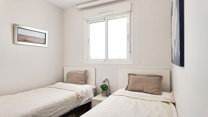 Image No.33-2 Bed Apartment for sale