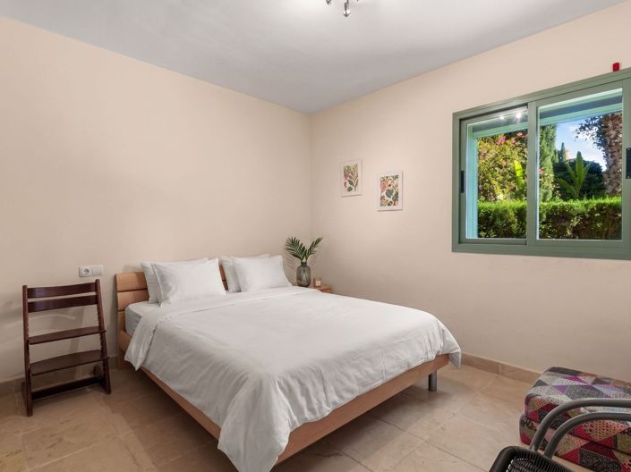 Image No.11-3 Bed Apartment for sale
