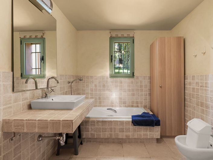 Image No.12-3 Bed Apartment for sale