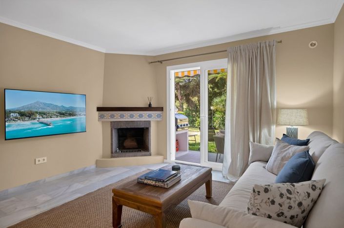 Image No.4-2 Bed Townhouse for sale