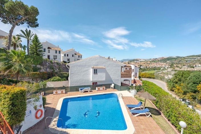 Image No.12-3 Bed Semi-Detached for sale