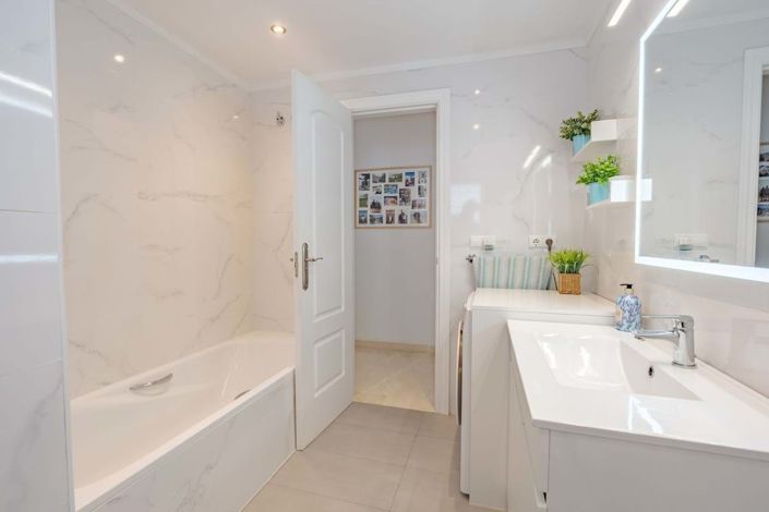 Image No.31-3 Bed Semi-Detached for sale