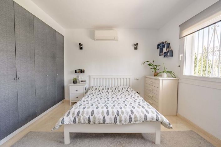 Image No.34-3 Bed Semi-Detached for sale