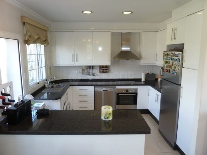 Image No.6-3 Bed Villa for sale