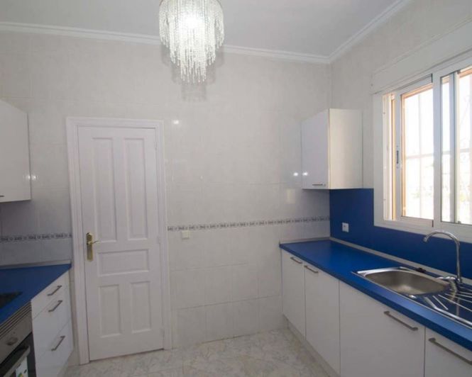 Image No.18-3 Bed Villa for sale