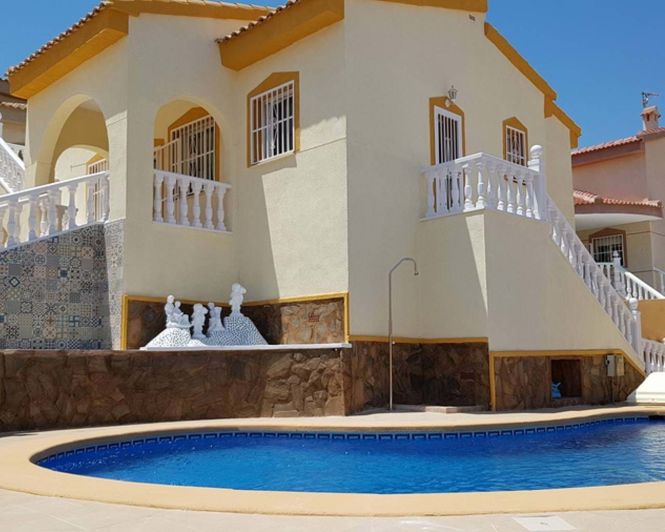 Image No.2-3 Bed Villa for sale
