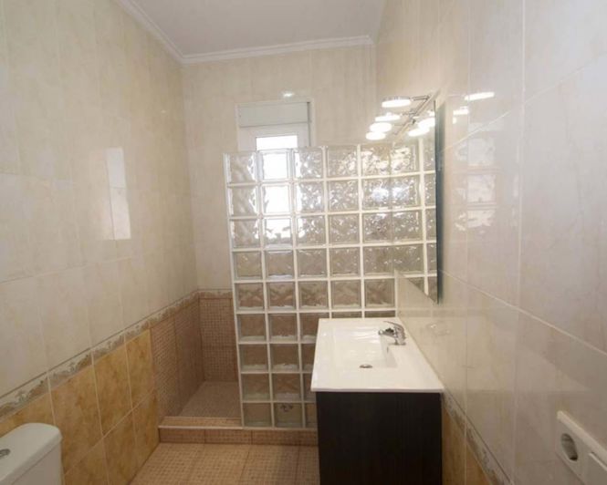Image No.28-3 Bed Villa for sale