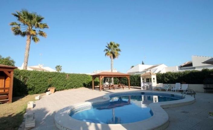 Image No.19-Villa de 5 chambres à vendre à Orihuela Costa