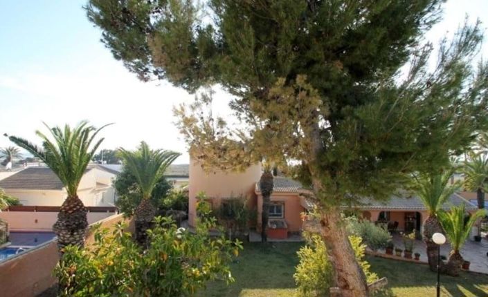 Image No.20-Villa de 5 chambres à vendre à Orihuela Costa