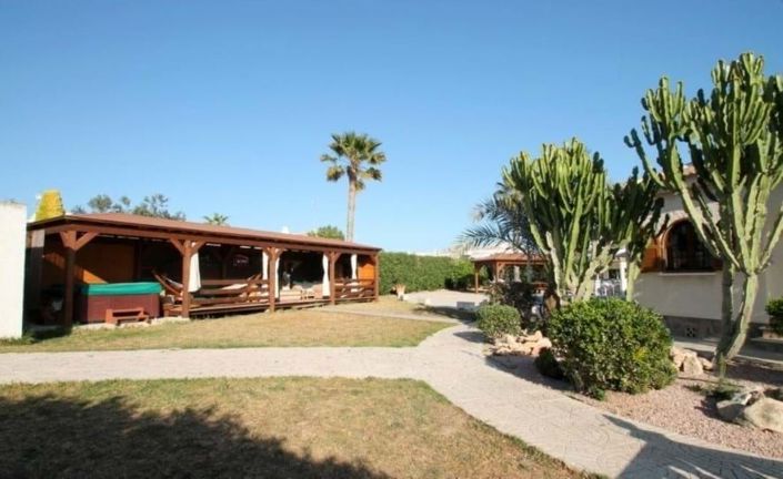Image No.6-Villa de 5 chambres à vendre à Orihuela Costa