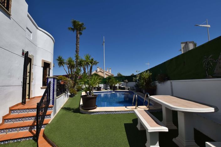 Image No.38-3 Bed Villa for sale