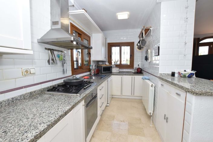 Image No.7-3 Bed Villa for sale