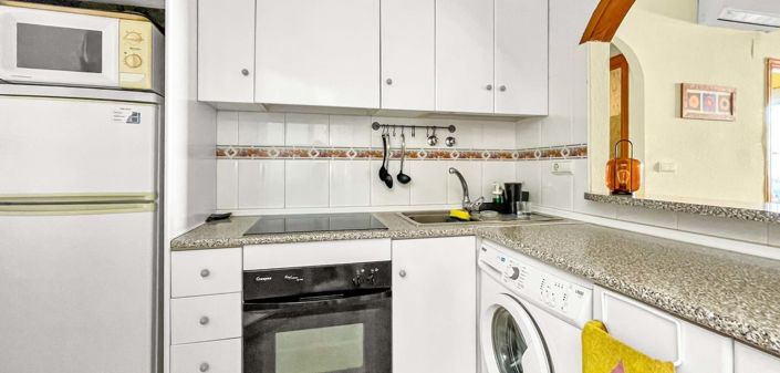 Image No.10-2 Bed Apartment for sale
