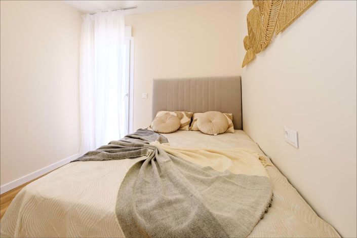 Image No.39-3 Bed Townhouse for sale