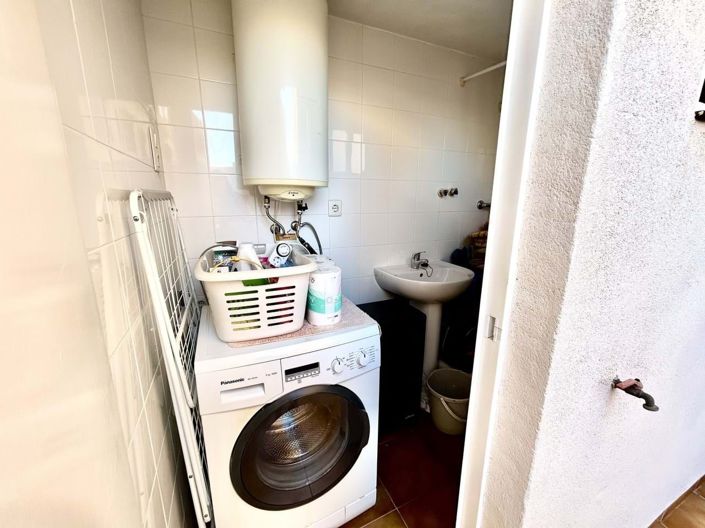 Image No.21-2 Bed Apartment for sale