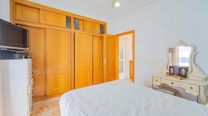 Image No.39-3 Bed Villa for sale