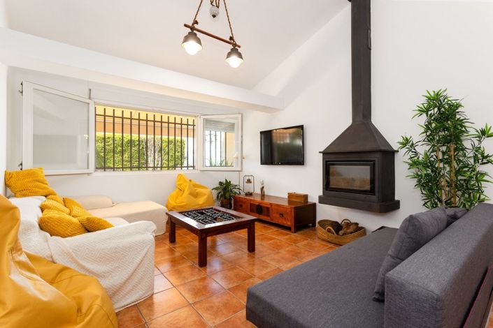 Image No.9-4 Bed Townhouse for sale