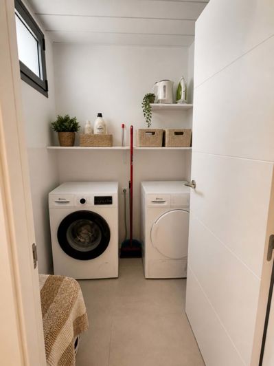 Image No.17-3 Bed Apartment for sale