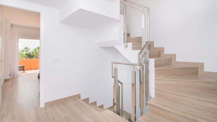 Image No.7-3 Bed Townhouse for sale