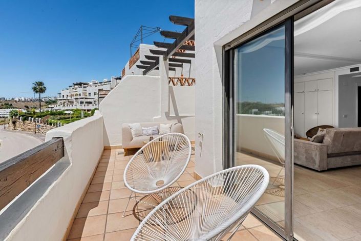 Image No.15-3 Bed Townhouse for sale
