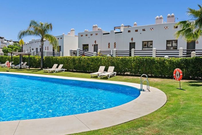 Image No.29-3 Bed Townhouse for sale