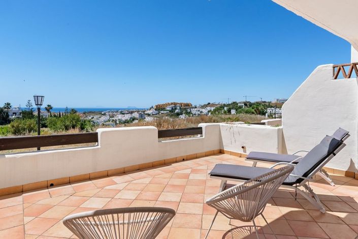 Image No.35-3 Bed Townhouse for sale