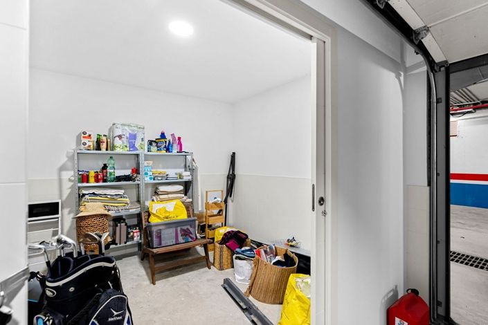 Image No.56-3 Bed Townhouse for sale