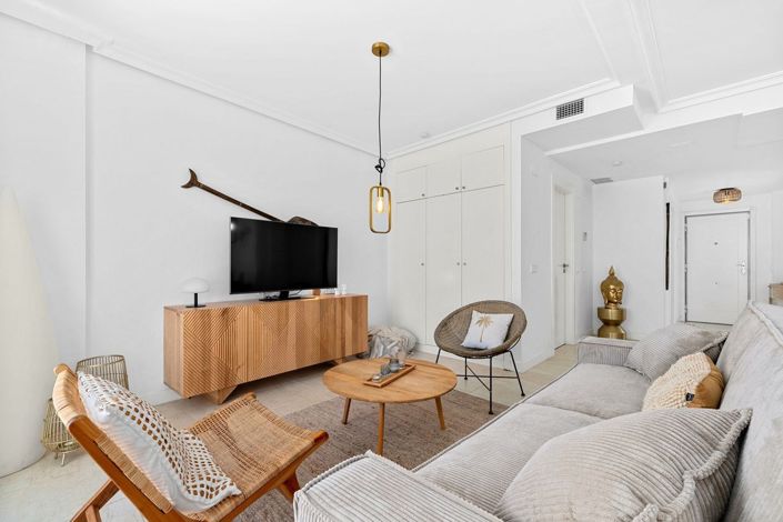 Image No.8-3 Bed Townhouse for sale