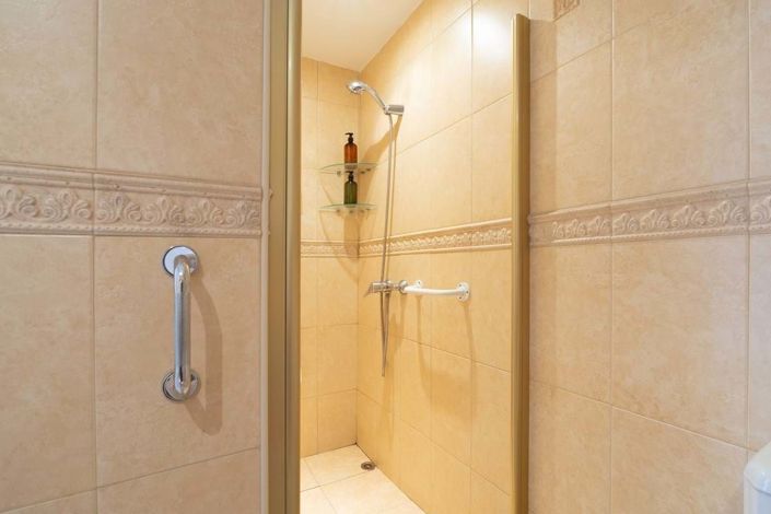 Image No.16-2 Bed Apartment for sale