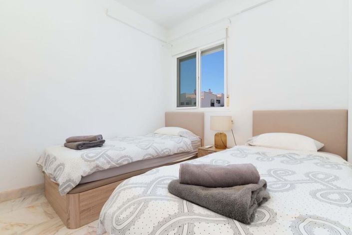 Image No.24-2 Bed Apartment for sale