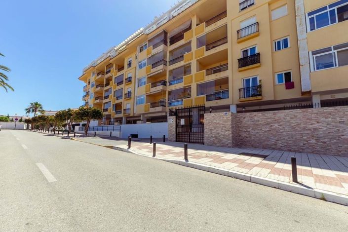 Image No.30-2 Bed Apartment for sale