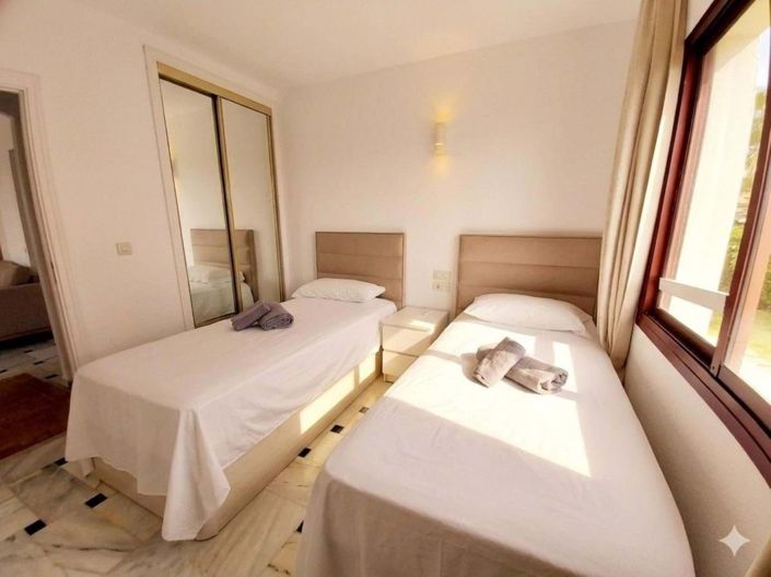 Image No.8-2 Bed Apartment for sale