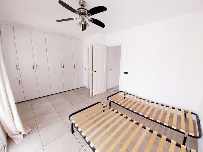 Image No.18-4 Bed Townhouse for sale
